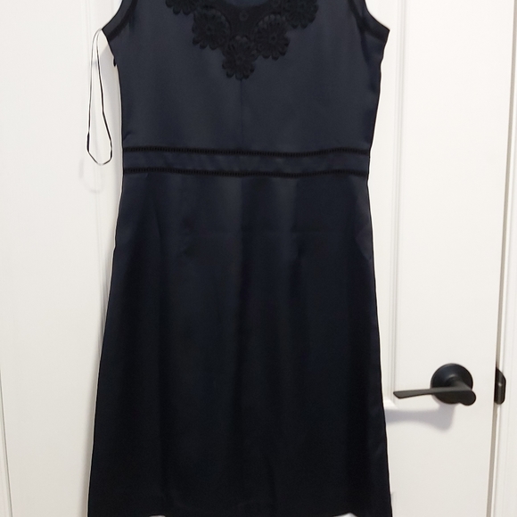 Banana Republic Dress, Size: 2 - Picture 2 of 9